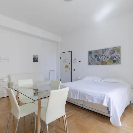 Apartment Simplistic In Near Seabeach Sanremo