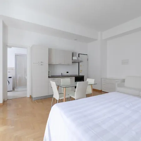 Lejlighed Simplistic In Near Seabeach Sanremo